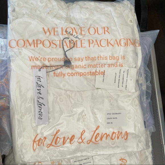 Serena Crop Top - White For Love and Lemons - Picture 4 of 4